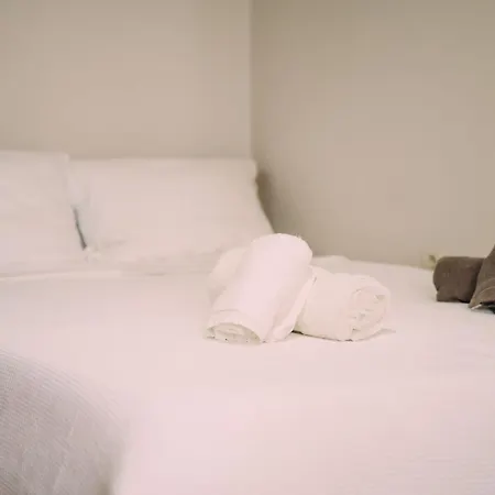 Captain's Spacious House Near The - Happy