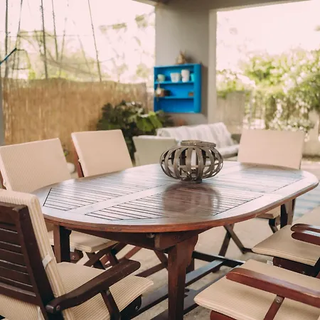 Captain's Spacious House Near The - Happy *