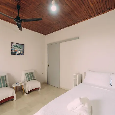 Captain's Spacious House Near The - Happy Apartament *